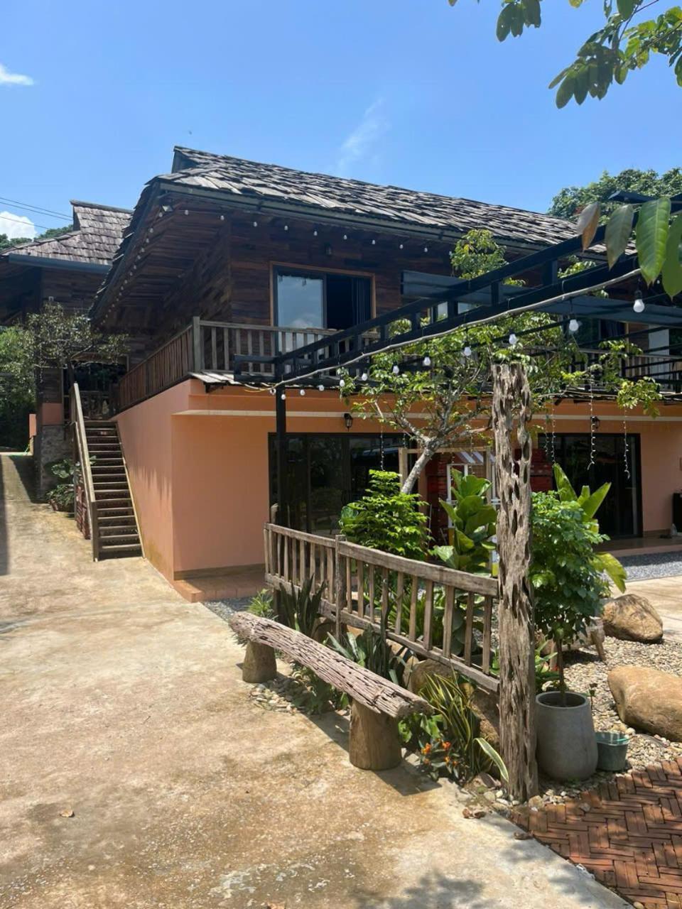 Tran Gia Homestay Nghia Lo Exterior foto